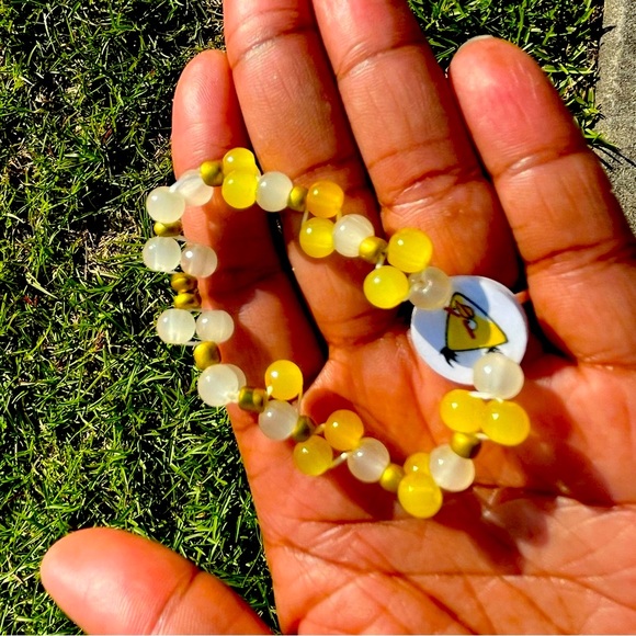 Handmade Angry Birds “Chuck” Inspo Bracelet - Picture 4 of 5